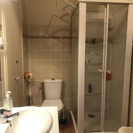 T2 60 M2 L'albion Vue 1 Parking Et Piscine, Centre-ville 엑스레뱅