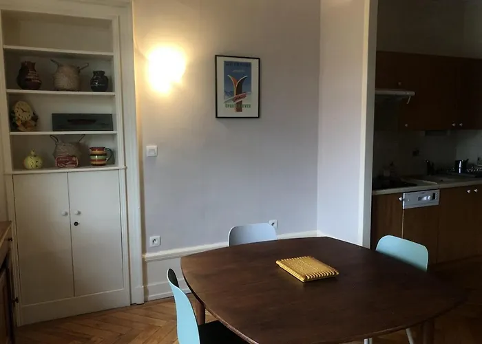 T2 60 M2 L'albion Vue 1 Parking Et Piscine, Centre-ville * エクスレバン