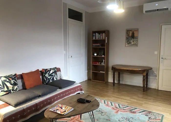 T2 60 M2 L'albion Vue 1 Parking Et Piscine, Centre-ville Aix-les-Bains